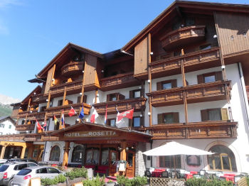 L’Hotel Cima Rosetta a San Martino di Castrozza (51475 bytes)